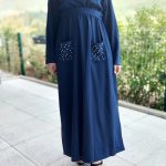 Abaya perlée bleu marine