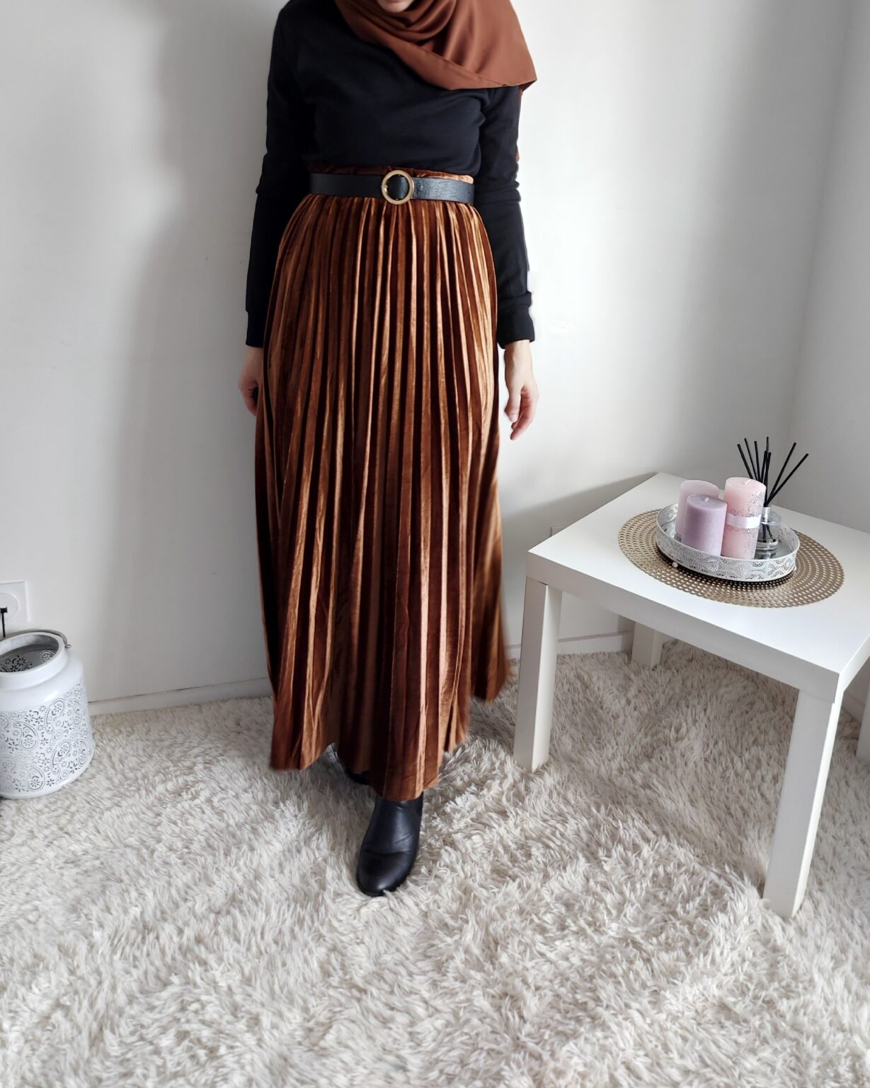 Jupe pliss?�e velours marron - Nissa Store - Pr??t ?� porter pour femme musulmane