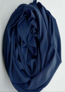 hijab mousseline bleu marine