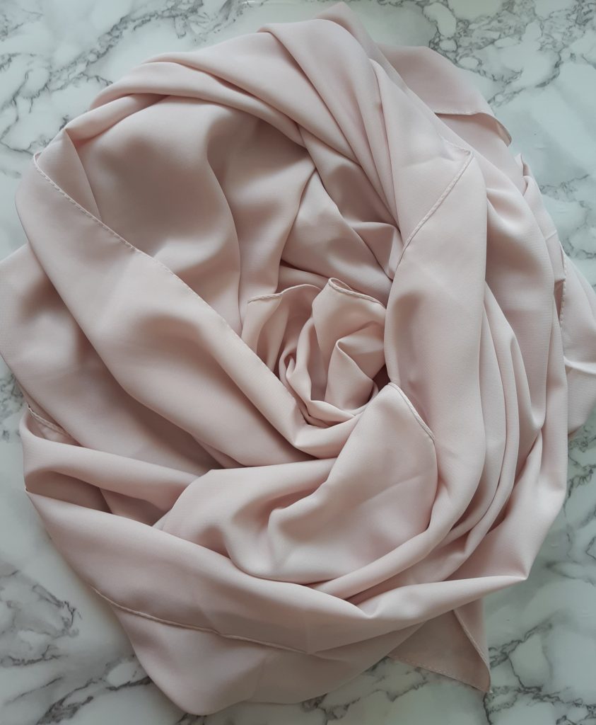 hijab soie de medinz rose poudre